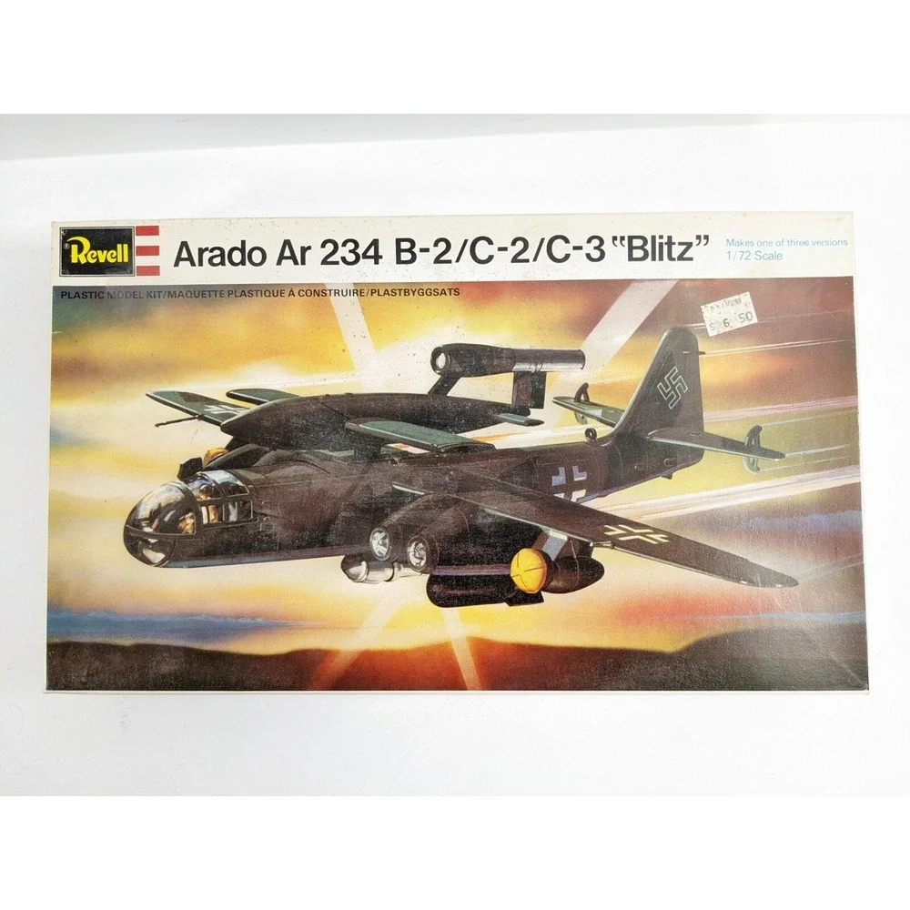 Arado Ar 234 B-2/C-2/C-3 Blitz 1/72 Revell Germany Model Kit H-162 vintage 1977